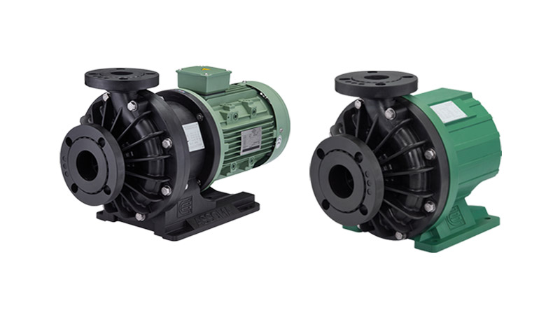 Plastic chemical pumps